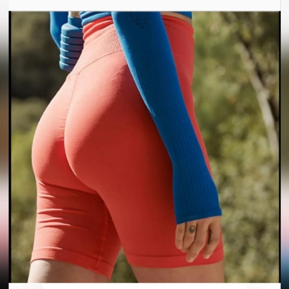 NWOT !!  Free People Movement Good Karma  Shorts  Size  XS-S - Picture 4 of 5